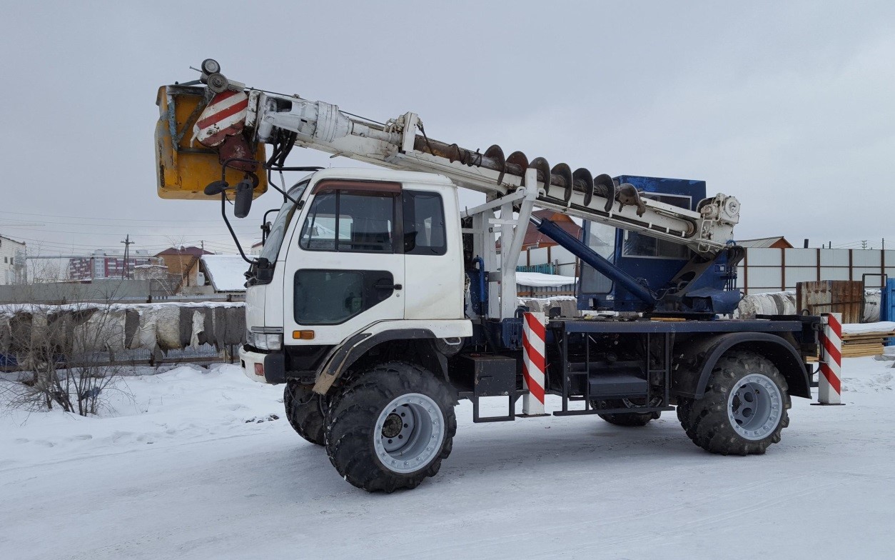 мобильная установка автобуровой